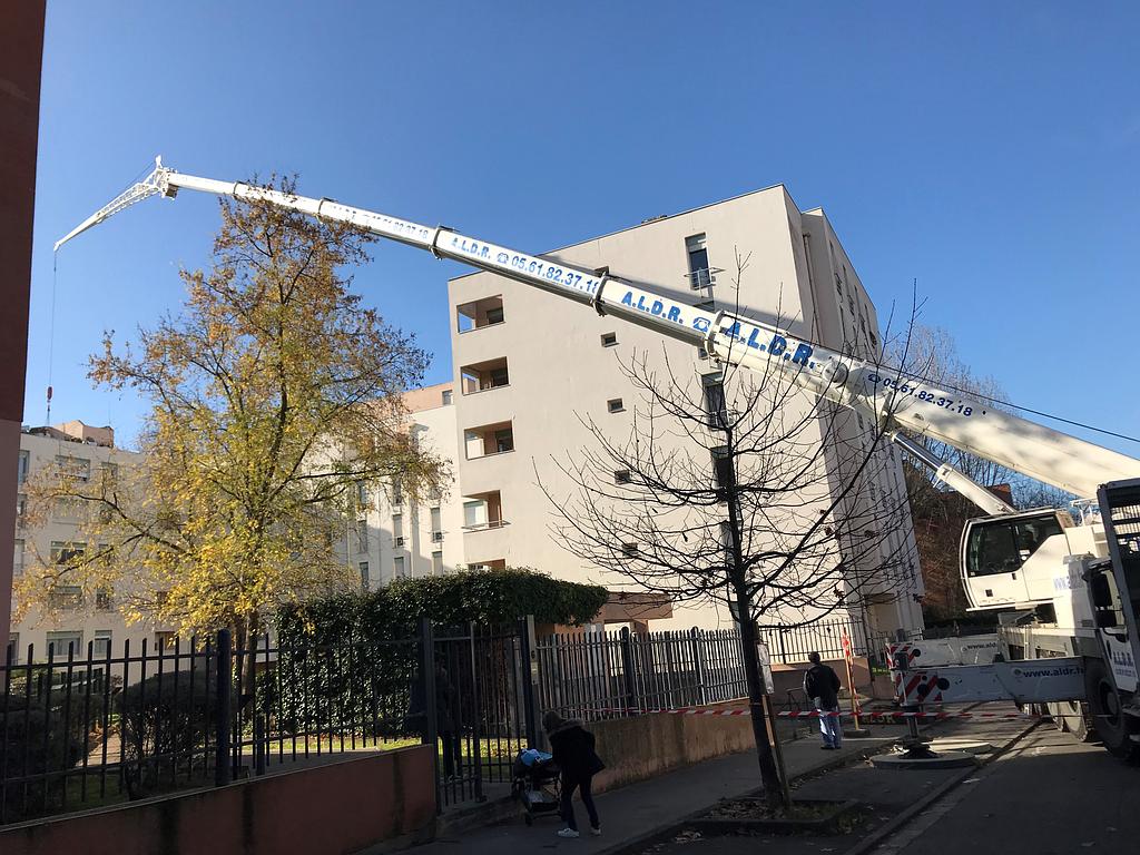 Levage palette à 75 m de portée