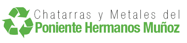 Logo for "Chatarras y Metales del Poniente Hermanos Mu&ntilde;oz" featuring a green recycling symbol next to the company name.