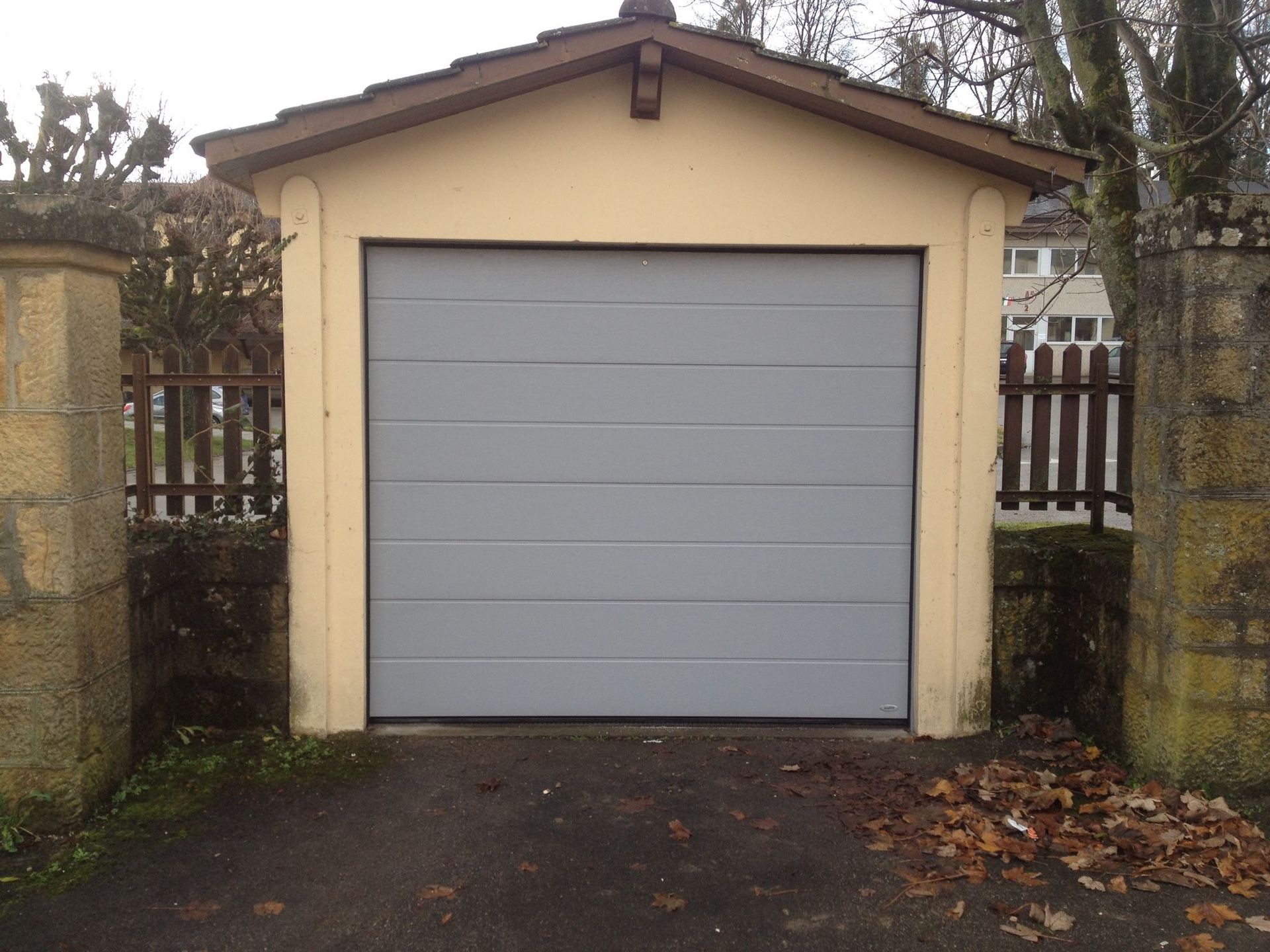 Porte de garage - All Security Store Sarl