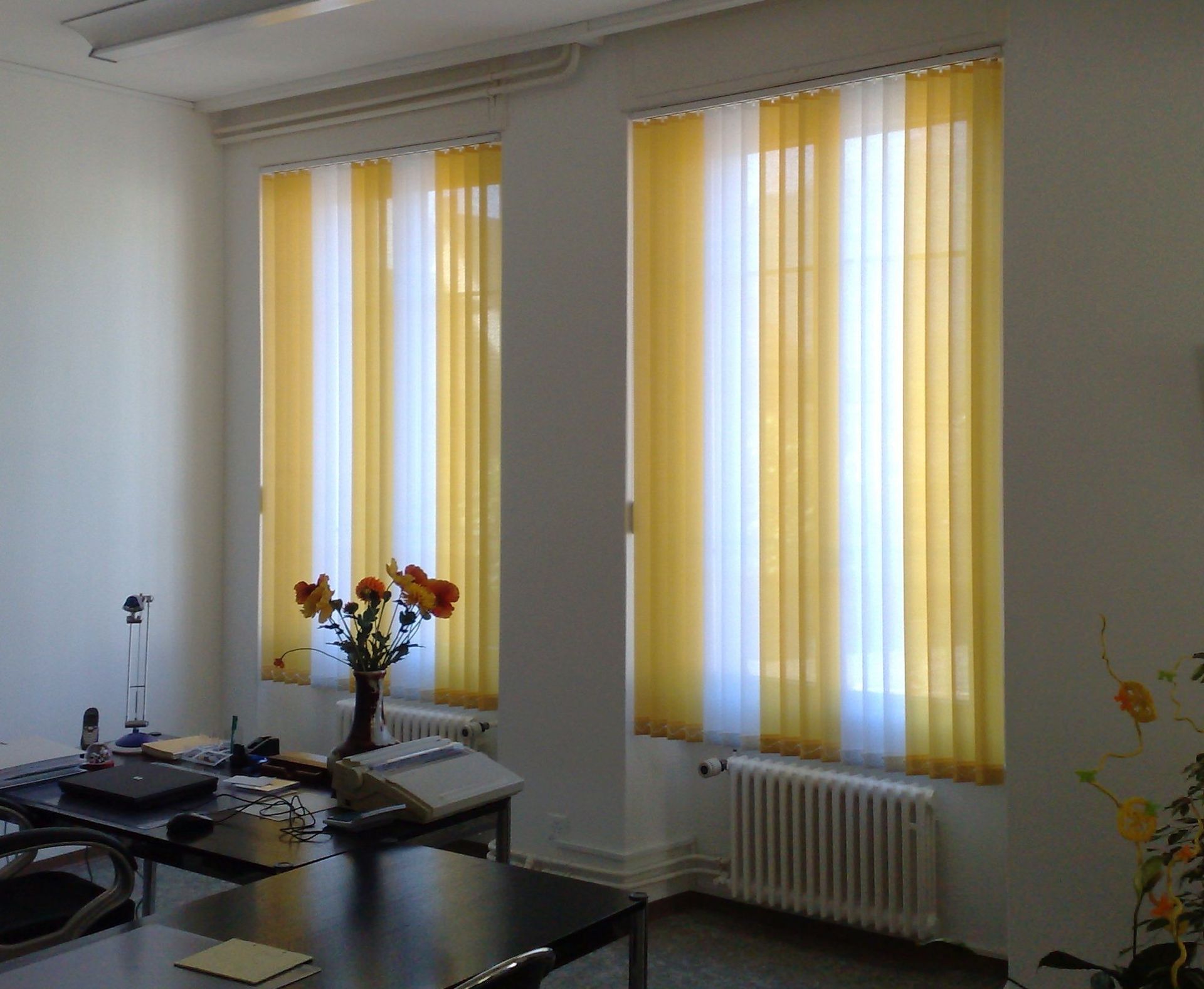 Stores à lamelles verticales - All Security Store Sarl