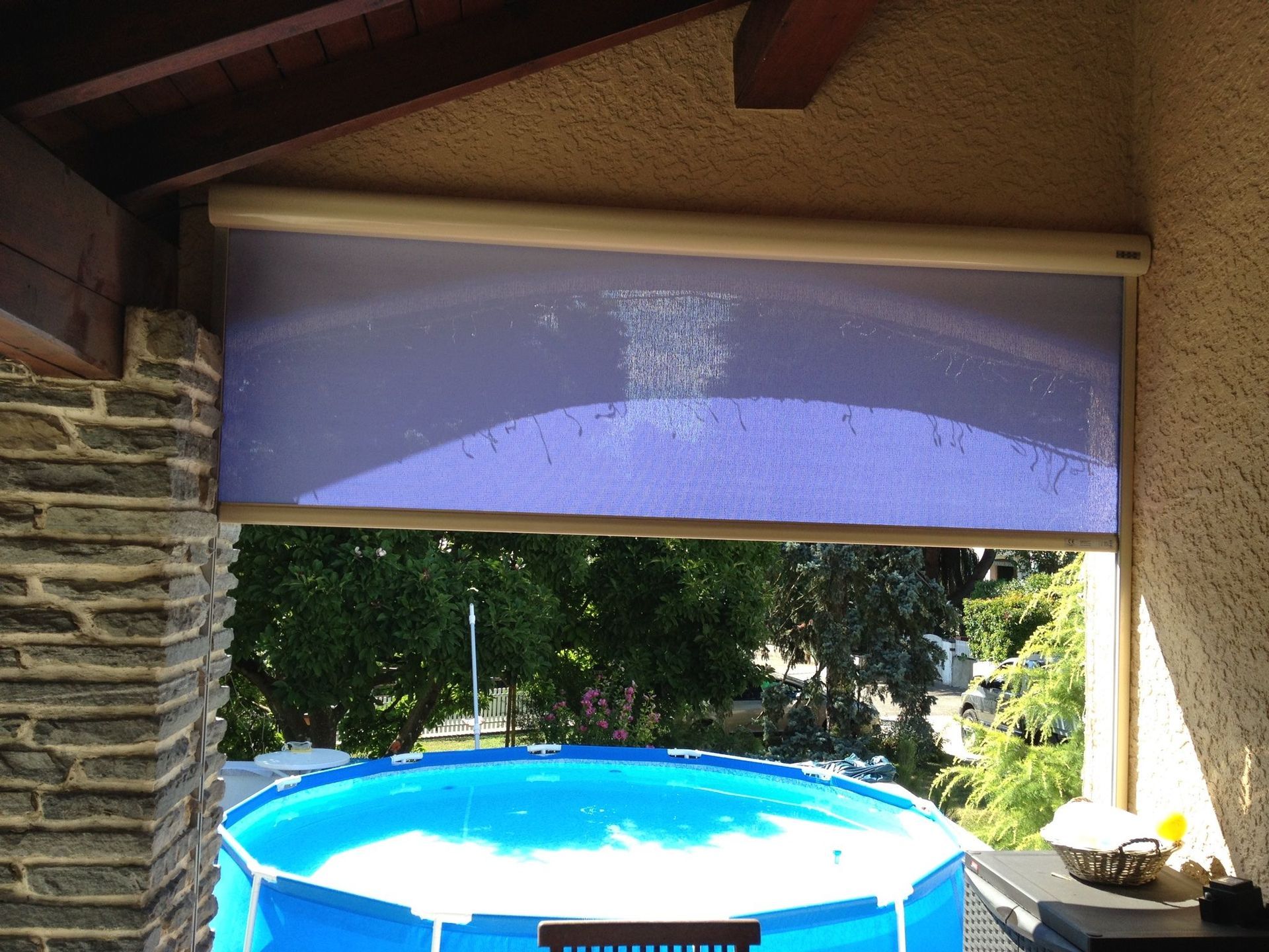 Toile verticale motorisation solaire - All Security Store Sarl