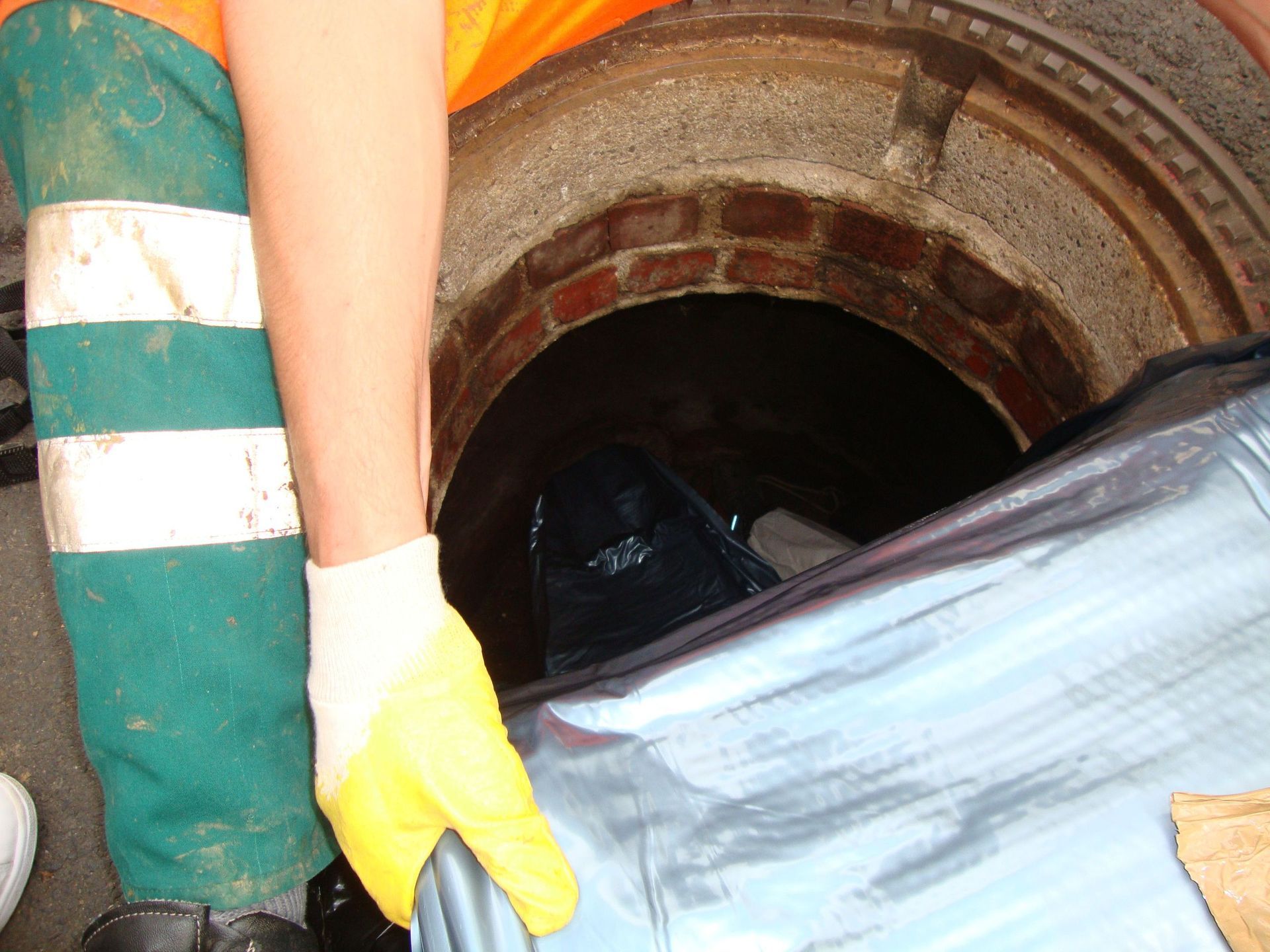 kanalsanierungen uv-licht - kansani ag - st. gallen