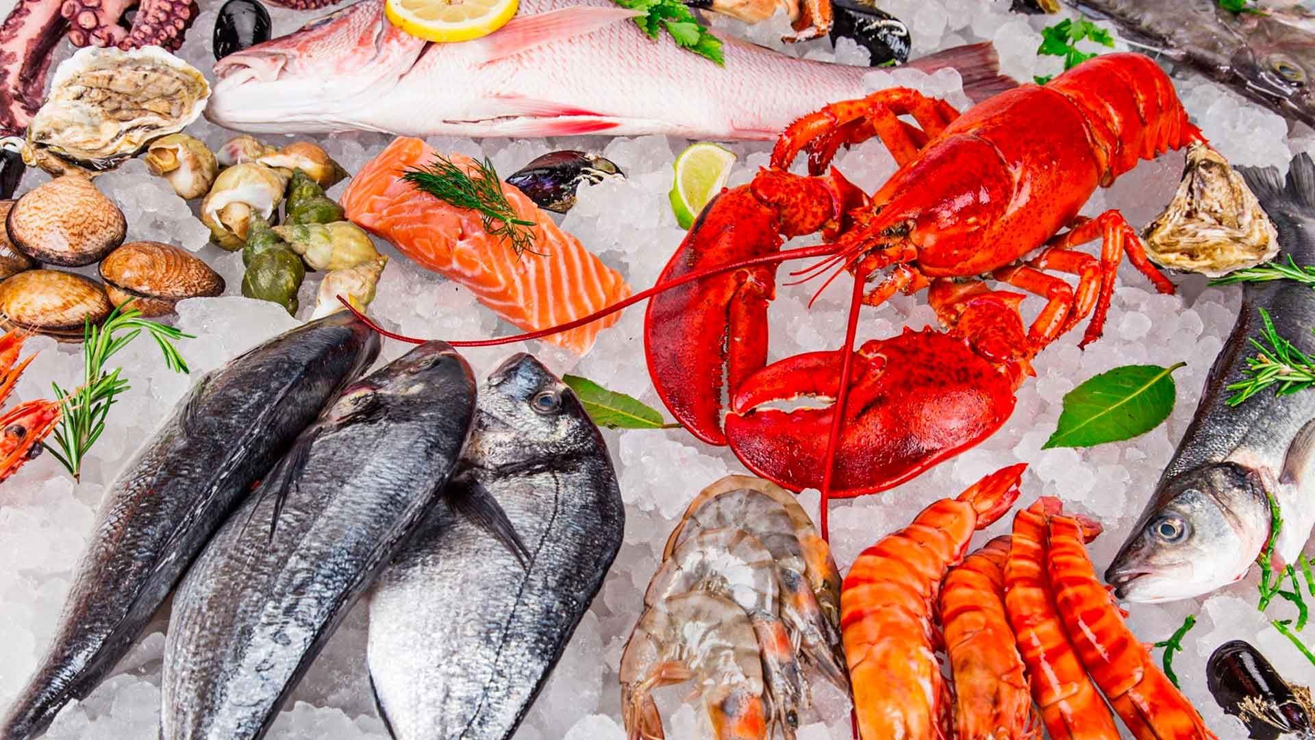 Poissons, crevettes et homard