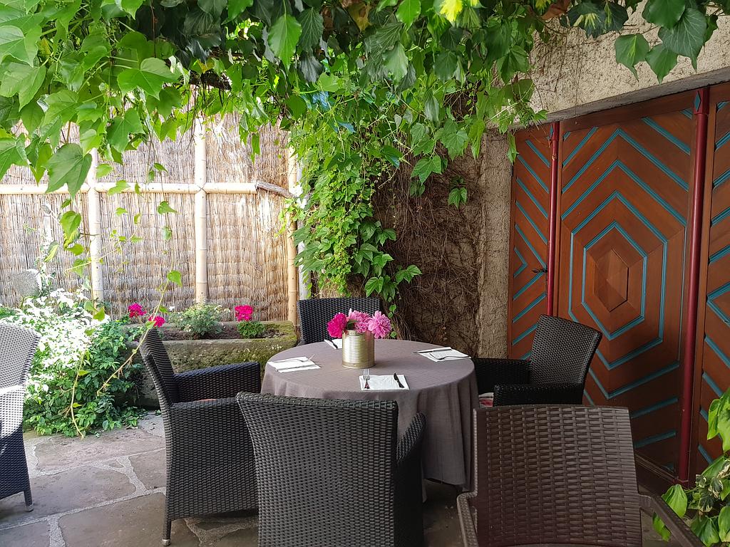 table restaurant en extérieur