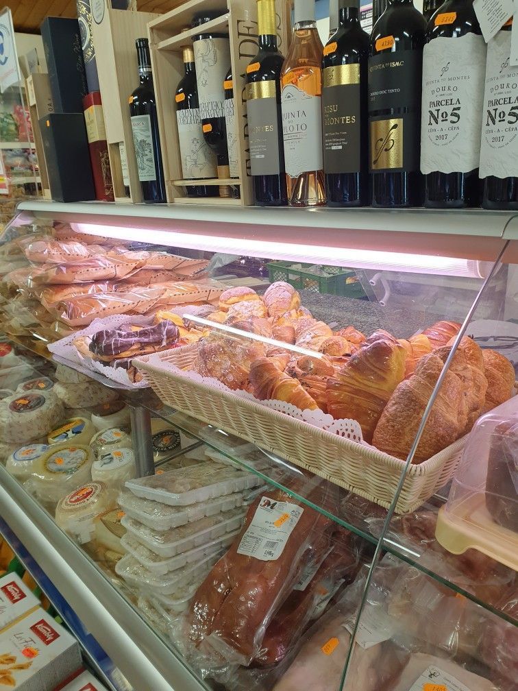 Magasins Euro Peixe Bela Vista à Lonay- alimentation générale - diverses spécialités portugaise - poisson et vins