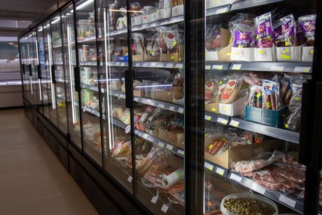 Magasins Euro Peixeà Bussigny - alimentation générale - diverses spécialités portugaise - poisson et vins