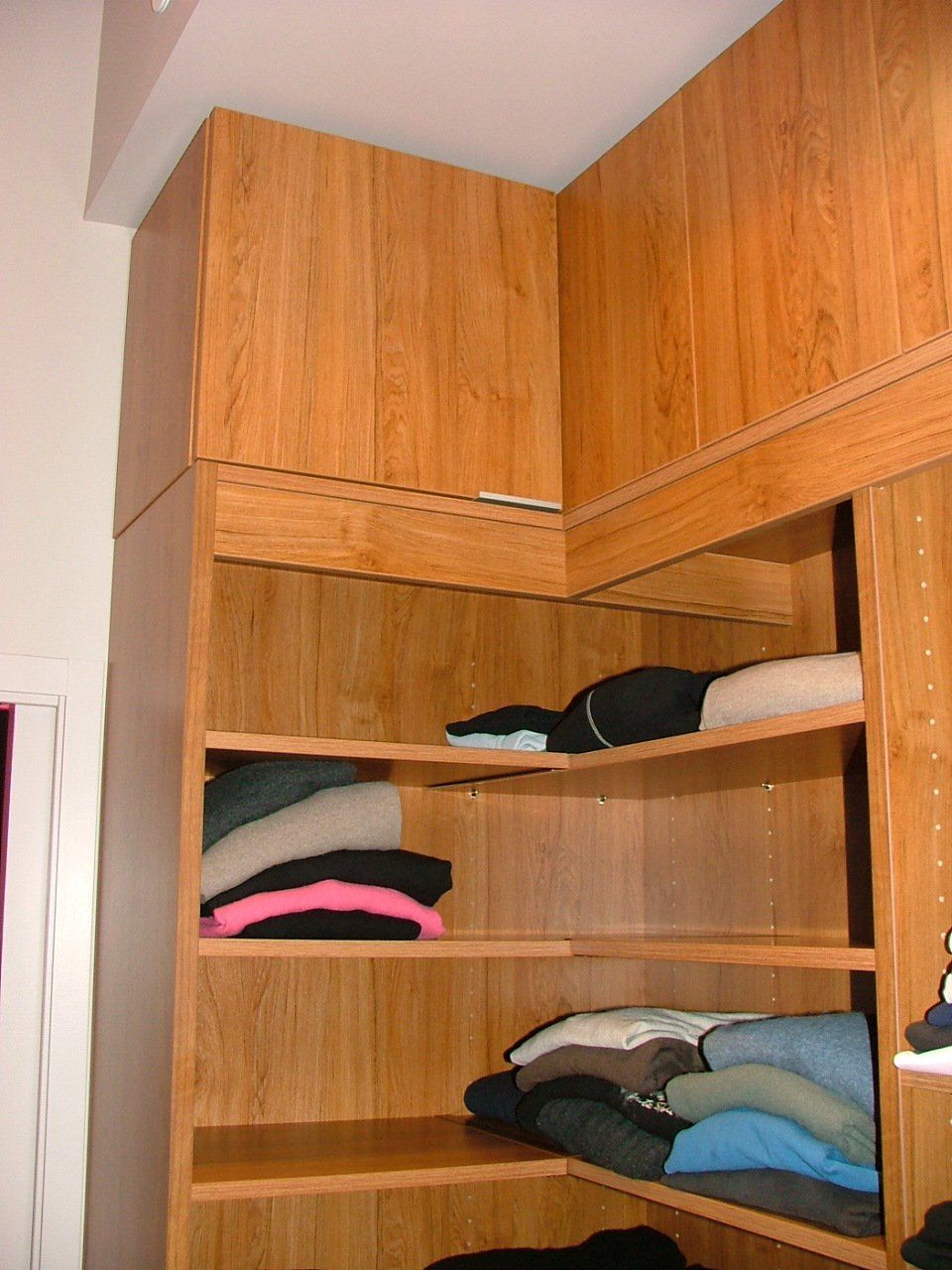 Agencement meuble en bois