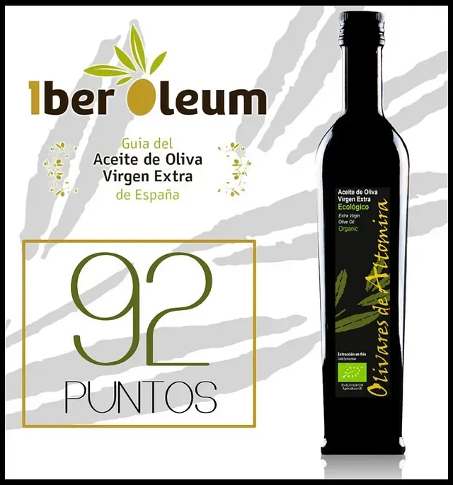 Una botella de aceite de oliva virgen extra iberioleum de España