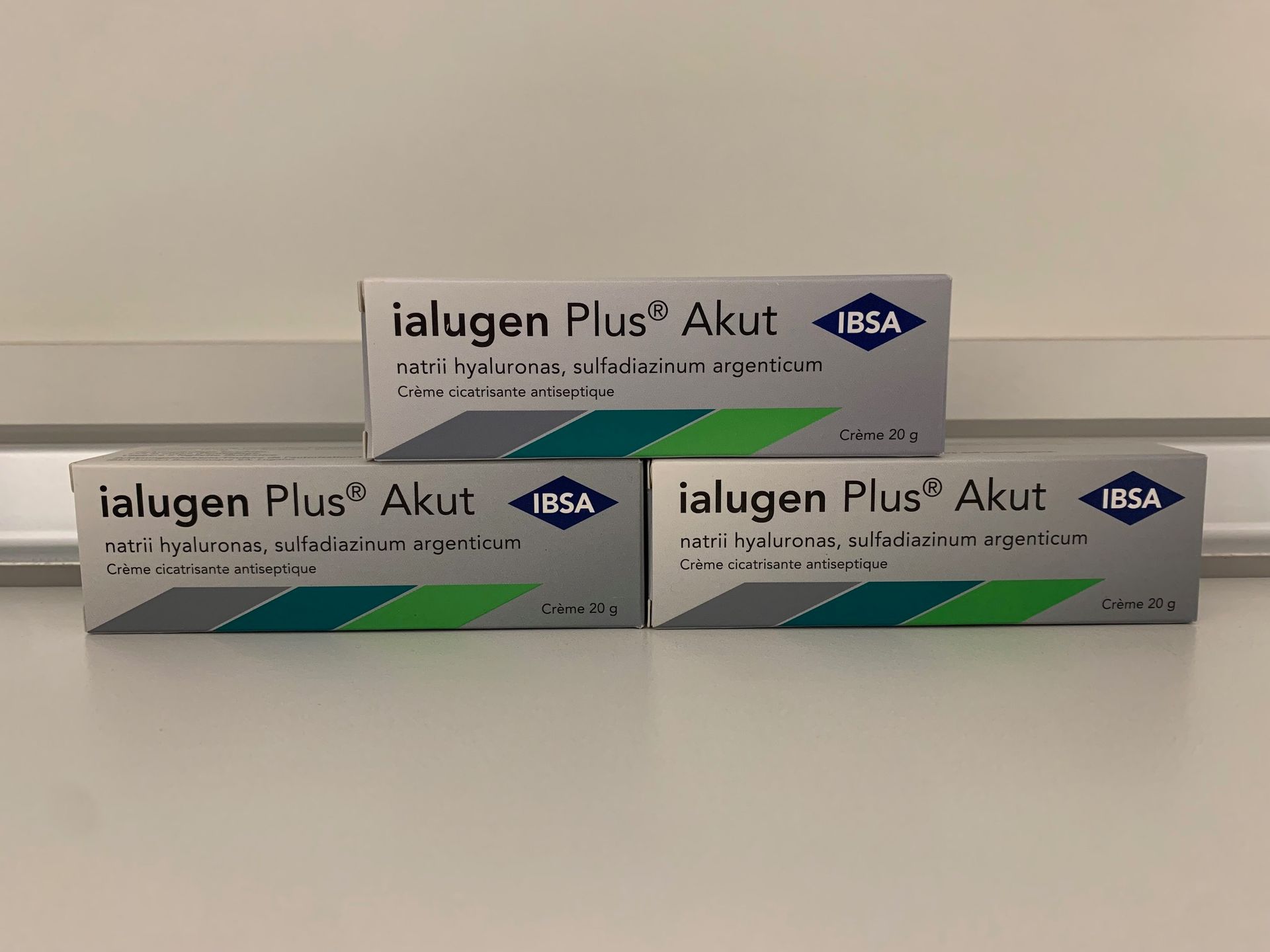 Voltaren dolo forte - Farmacia Internazionale Ponte Tresa