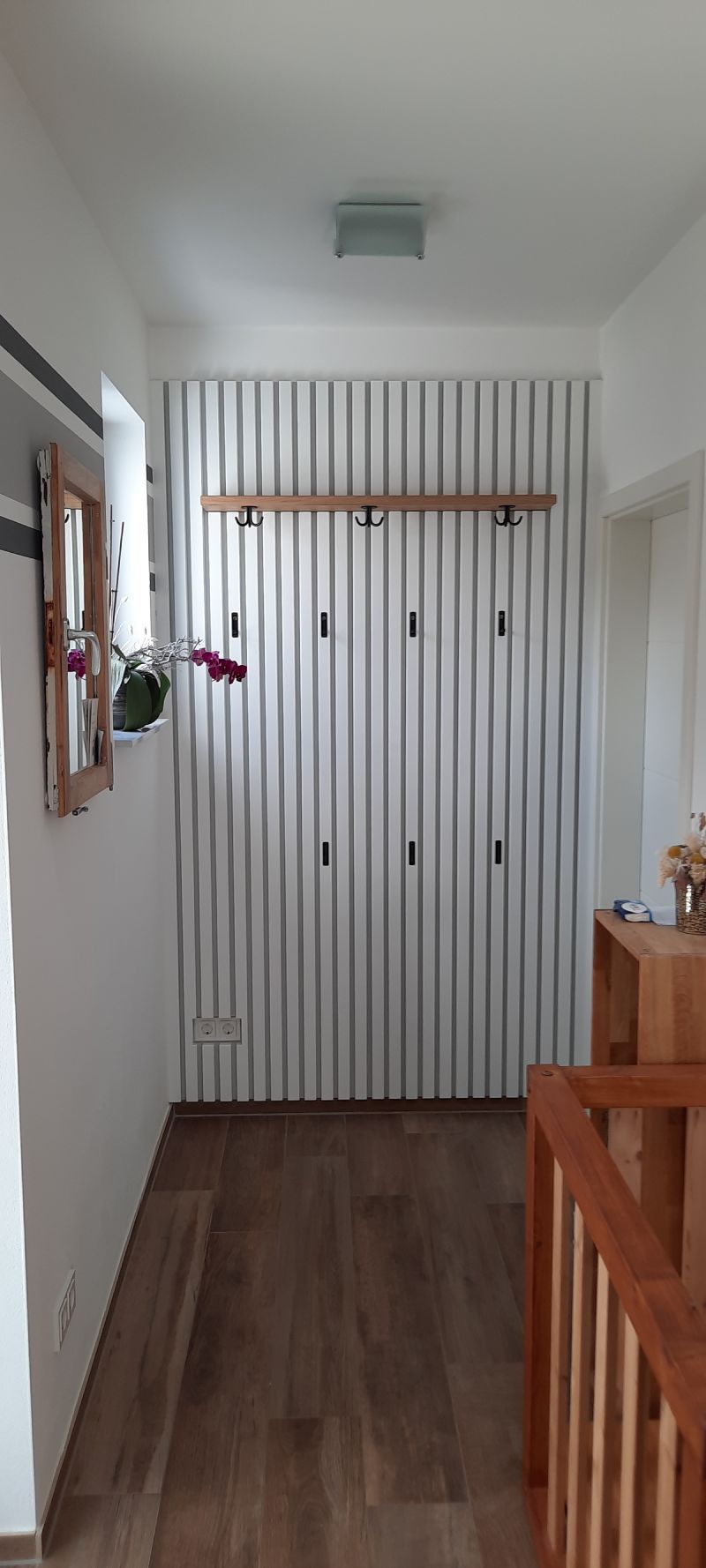 Bild von Kommode in Garderobe