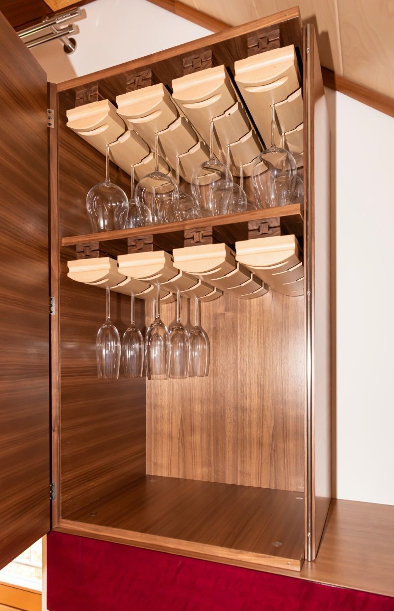 Bild von Aufhängeeinrichtung für Weingläser