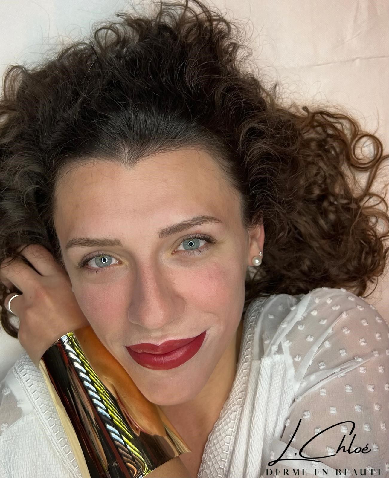 Maquillage permanent des sourcils