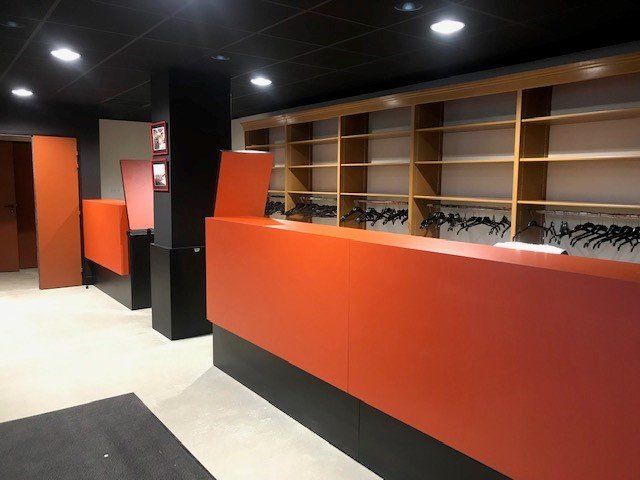 Agencement banque d'accueil