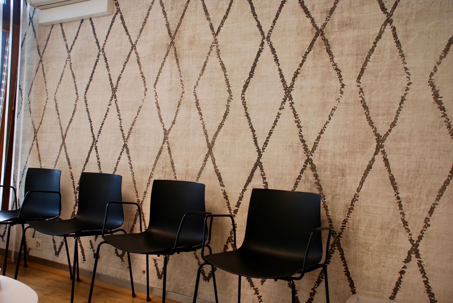 Wartebereich - Zahnarztpraxis Dr. Fasciglione - Breitenbach