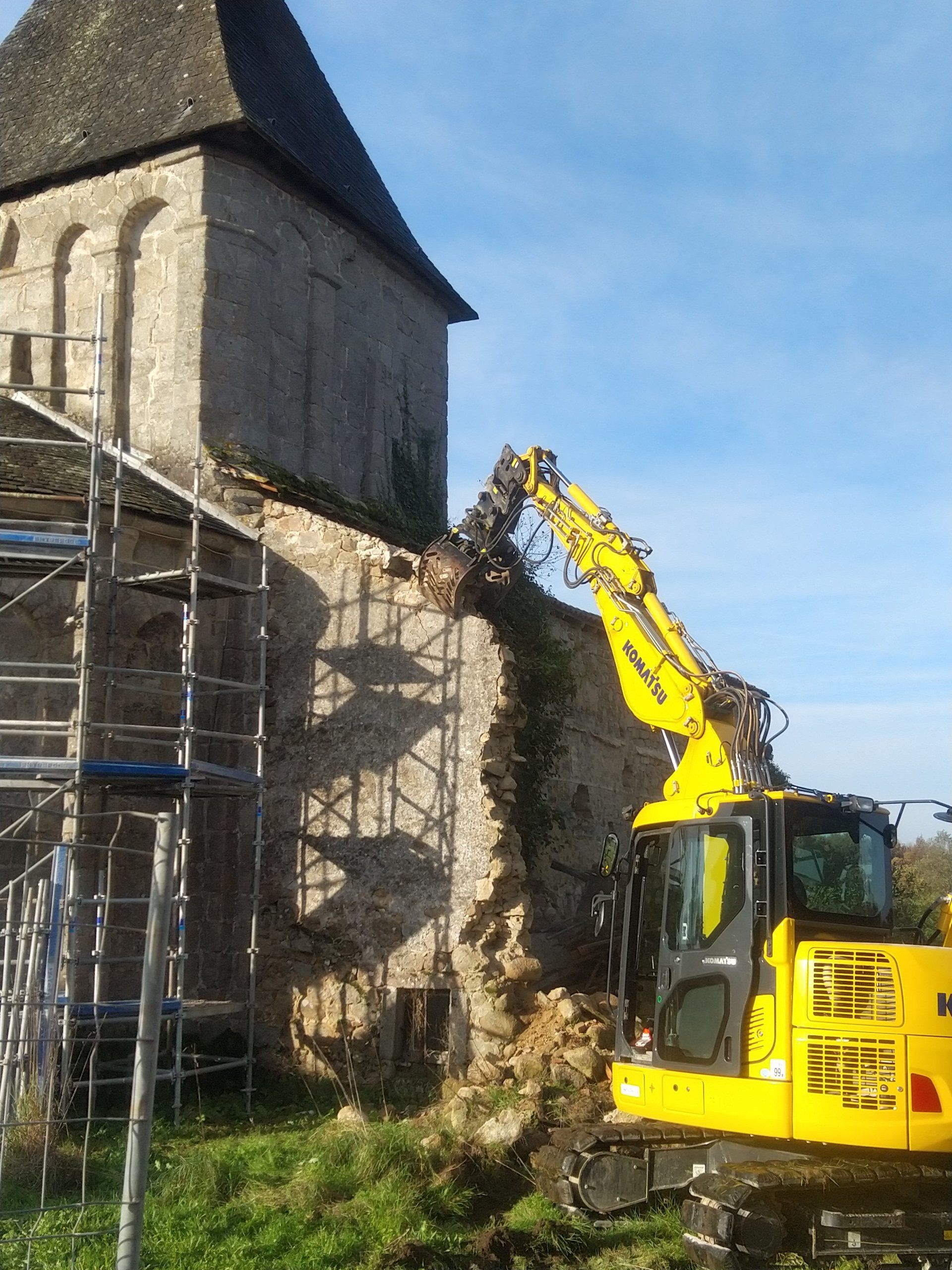Démolition d'une église
