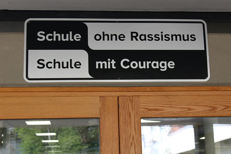 Aufschrift auf Deutsch: