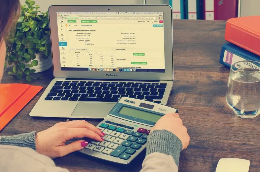 Ordinateur avec calculatrice