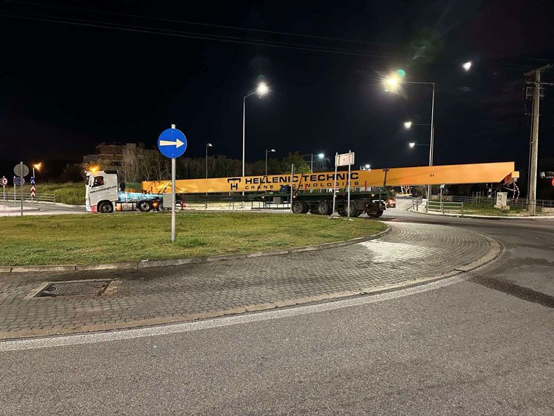 Ειδικές Μεταφορές Cranes Arapis στον Πειραιά