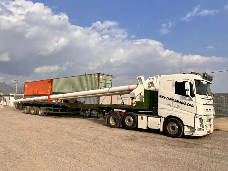 Ειδικές Μεταφορές Cranes Arapis στον Πειραιά