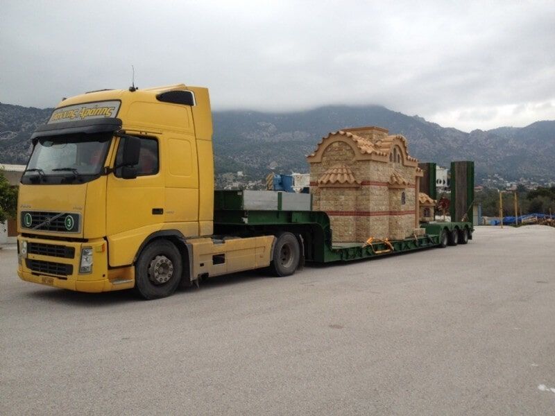 Μεταφορές Cranes Arapis