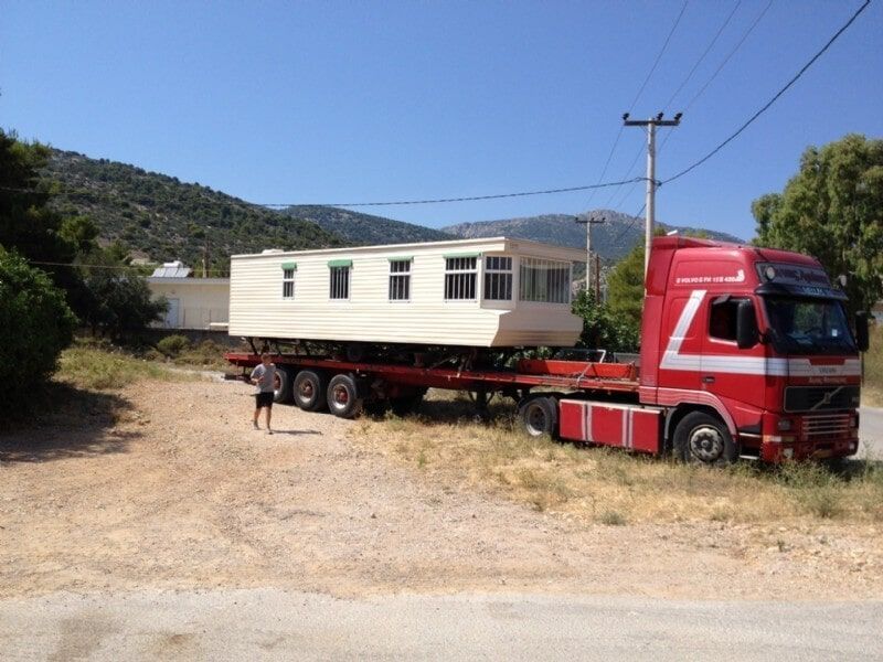 Μεταφορές Cranes Arapis