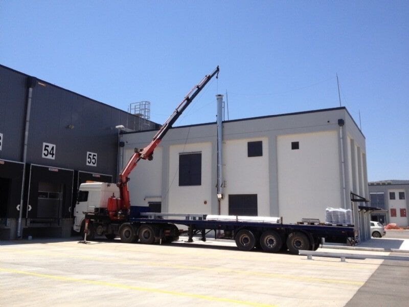 Truck-mounted cranes - Cranes Arapis