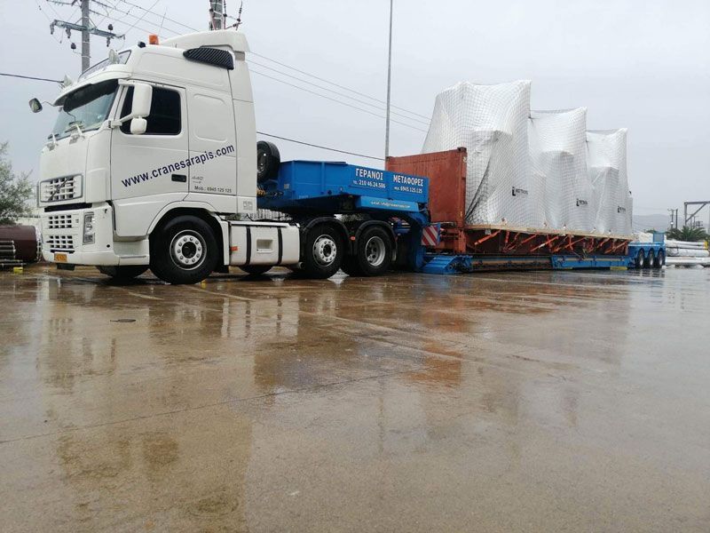 Ειδικές Μεταφορές Cranes Arapis στον Πειραιά