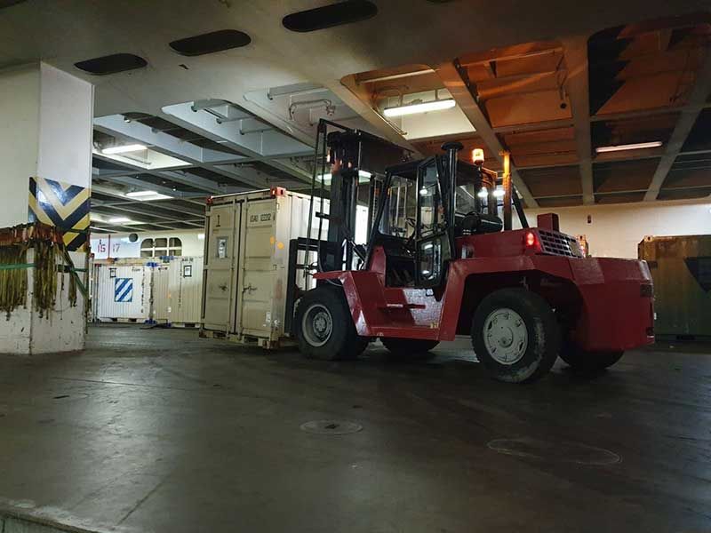 Stevedoring Cranes Arapis