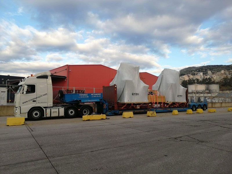Ειδικές Μεταφορές Cranes Arapis στον Πειραιά