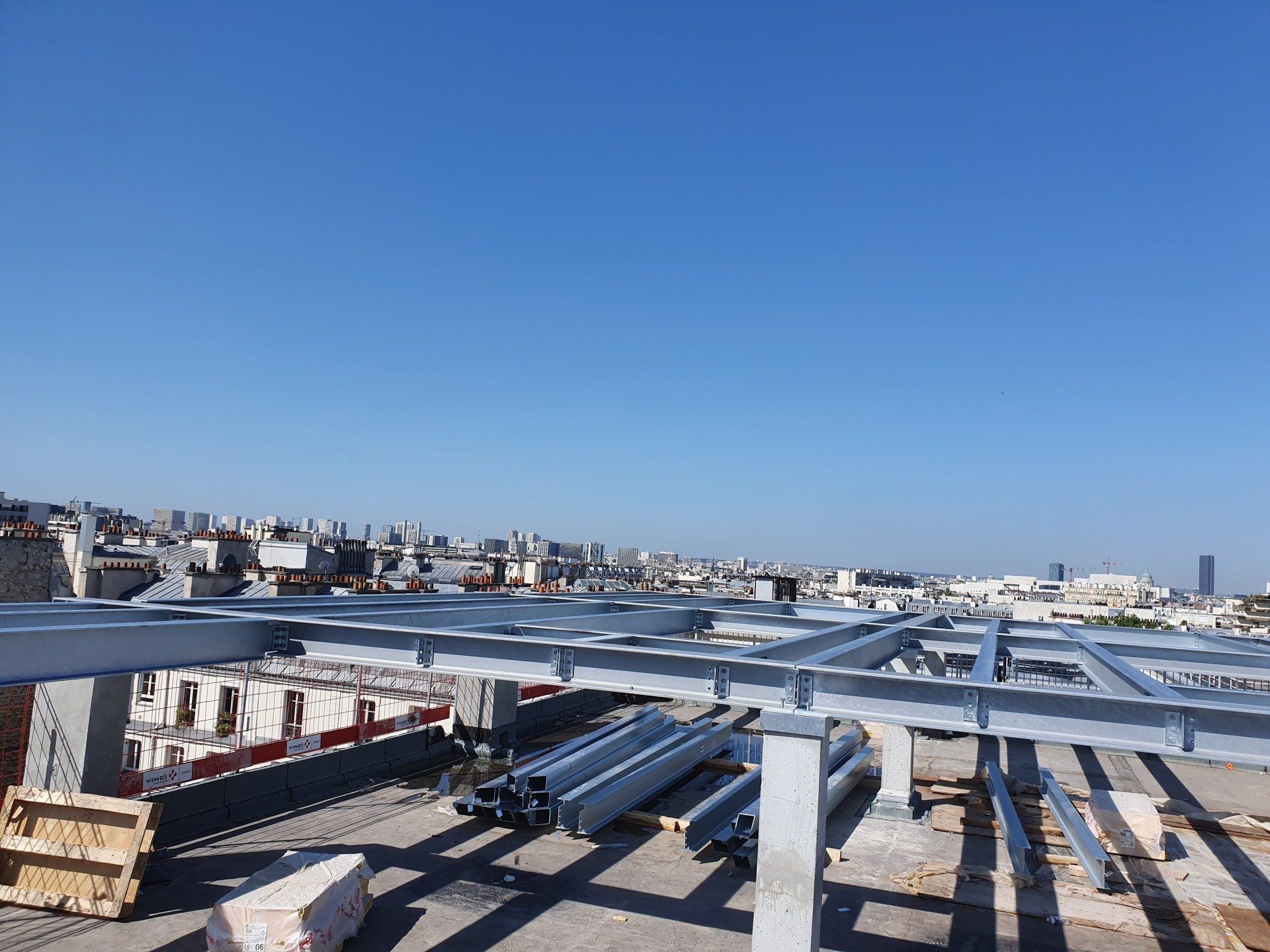 Restructuration d'un immeuble de bureaux en data center à Paris 11e - 11