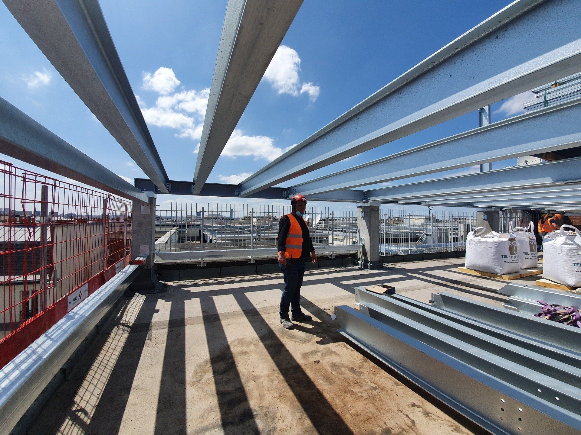 Restructuration d'un immeuble de bureaux en data center à Paris 11e - 12