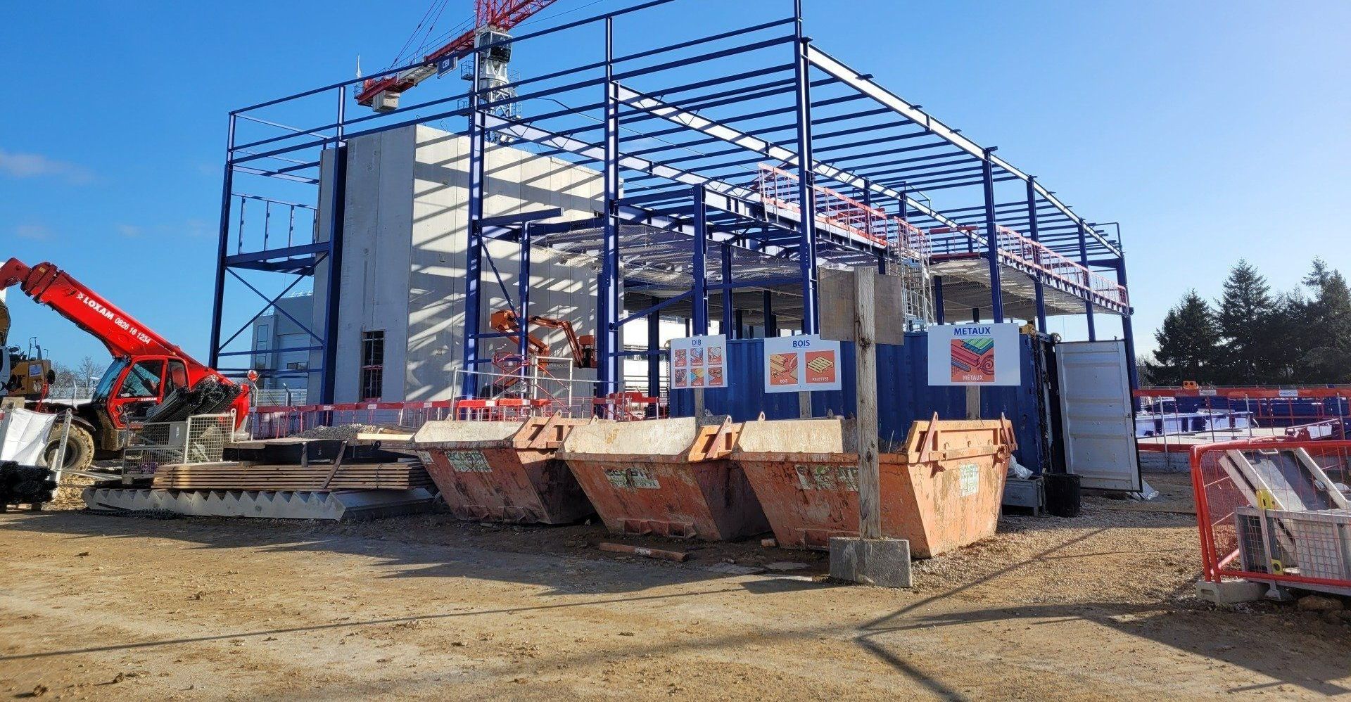 Squelette d'un bâtiment en métal