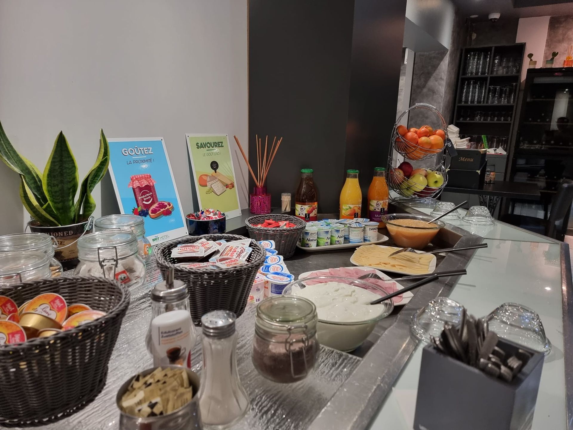 Bufffet petit déjeuner