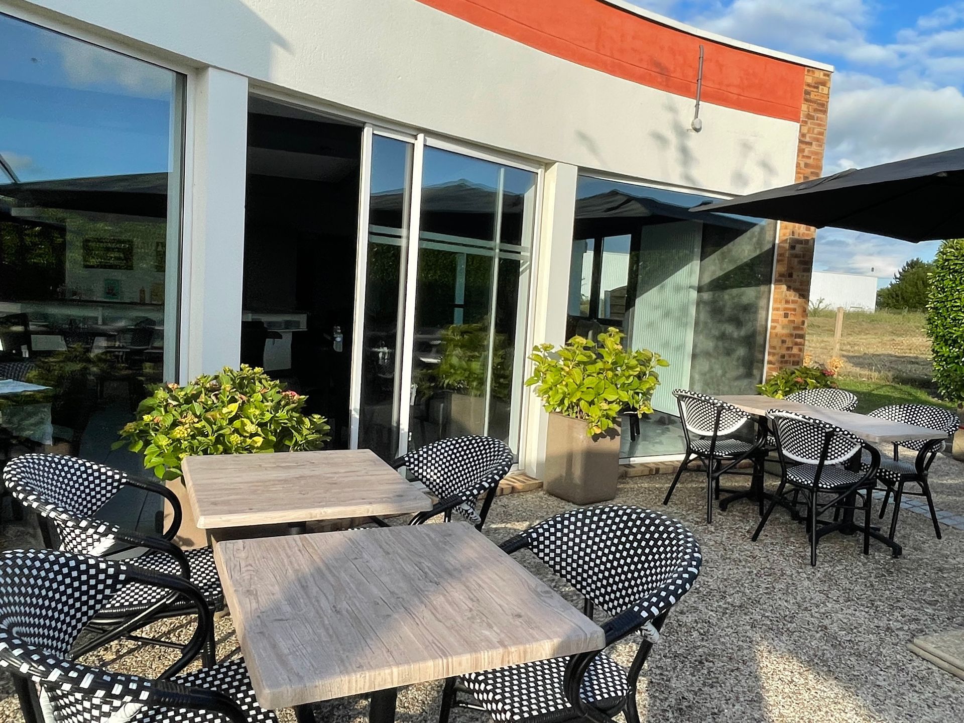 Terrasse BRITHOTEL La Bonne Etape