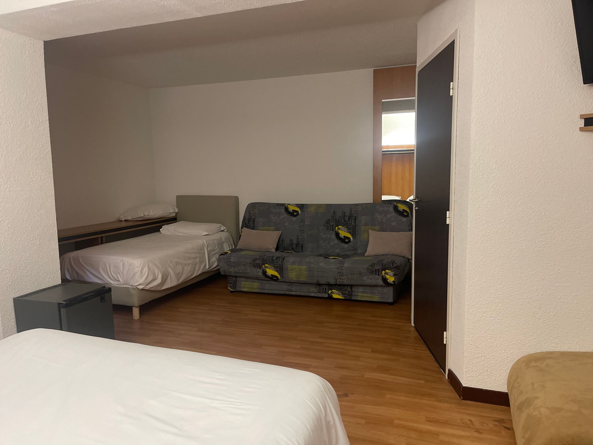 Chambre accessible aux personnes à mobilité réduite