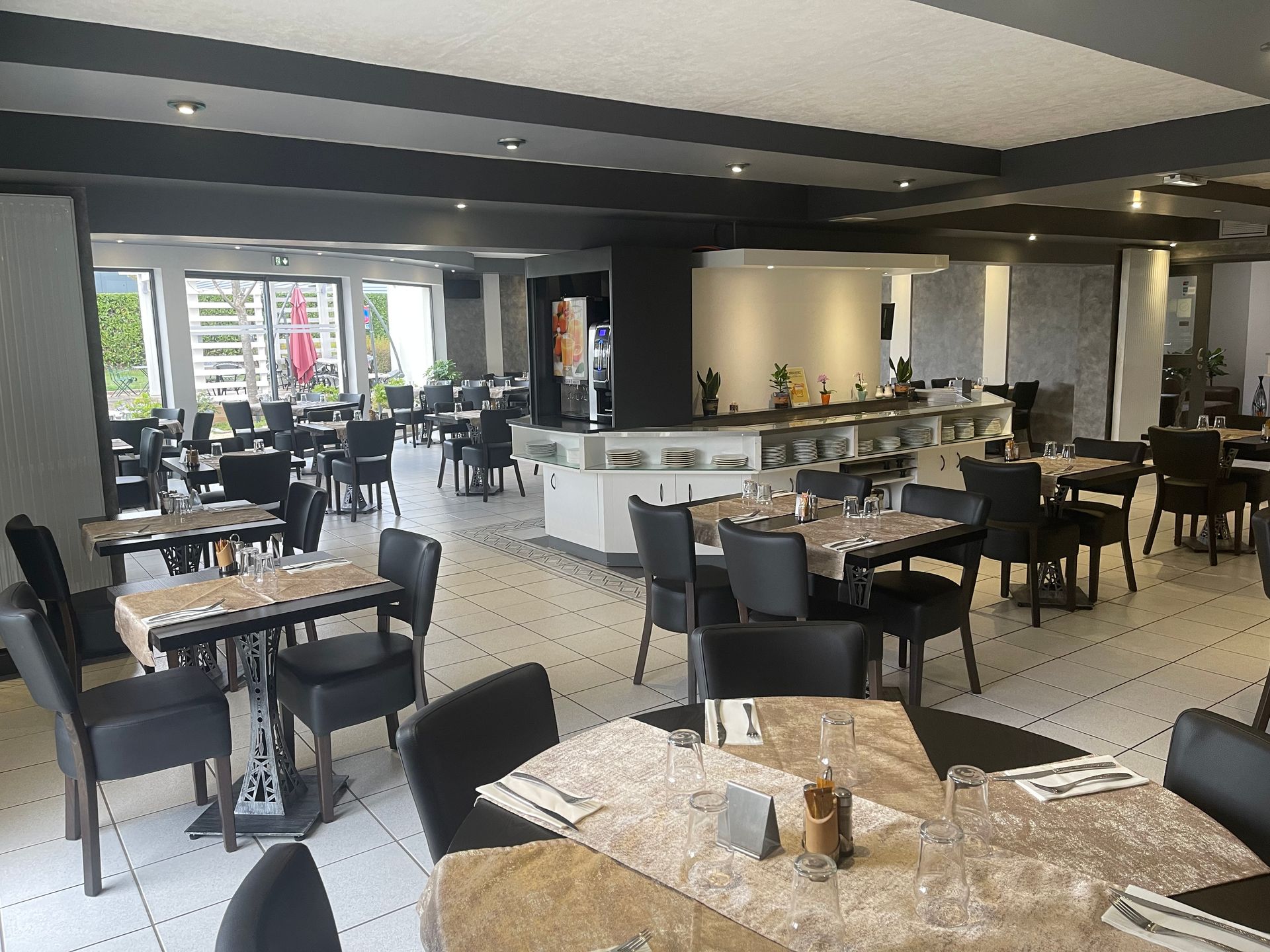 Salle de restaurant La Bonne Étape