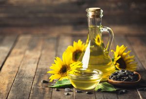 Une bouteille d'huile de tournesol