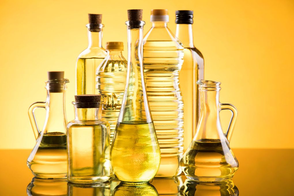 Une sélection de bouteilles d'huiles