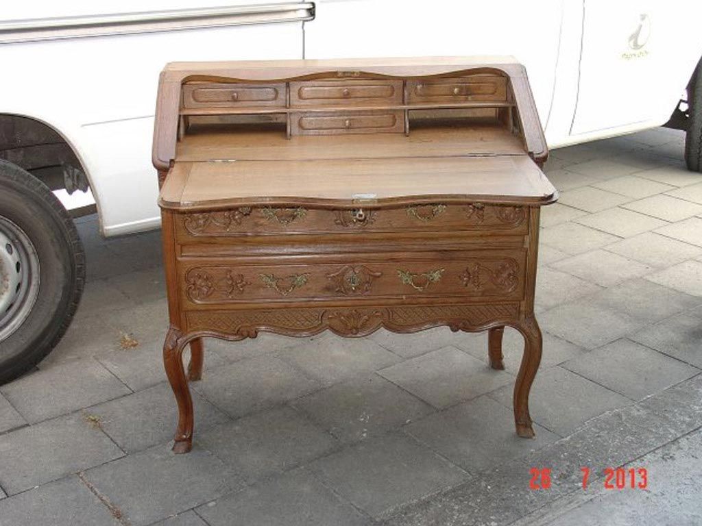 Vieille console en bois