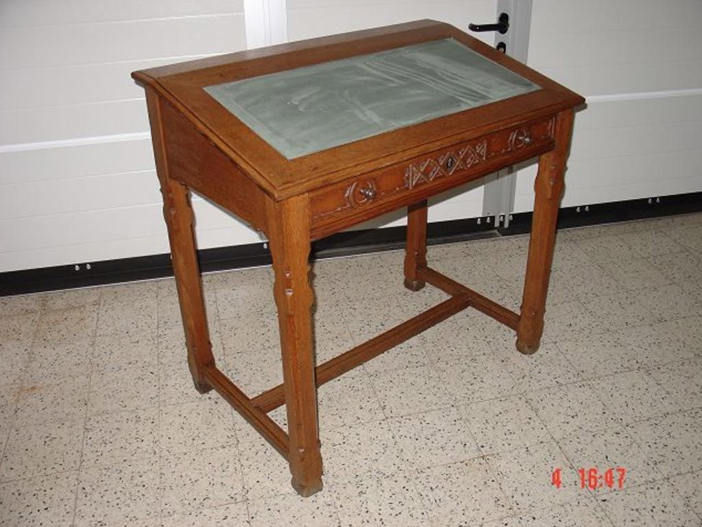 Vieille console en bois