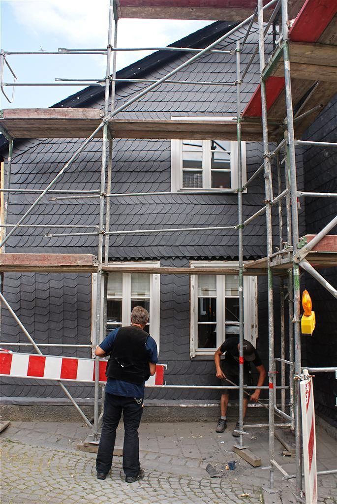 Schieferfassade denkmalgeschützt Gerüst