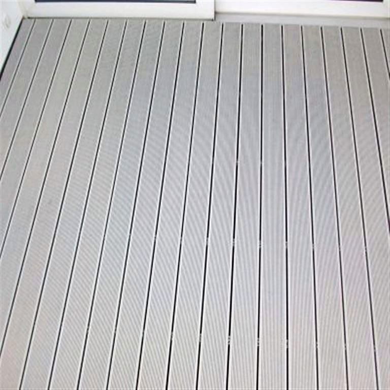 Holzterrasse detailiert