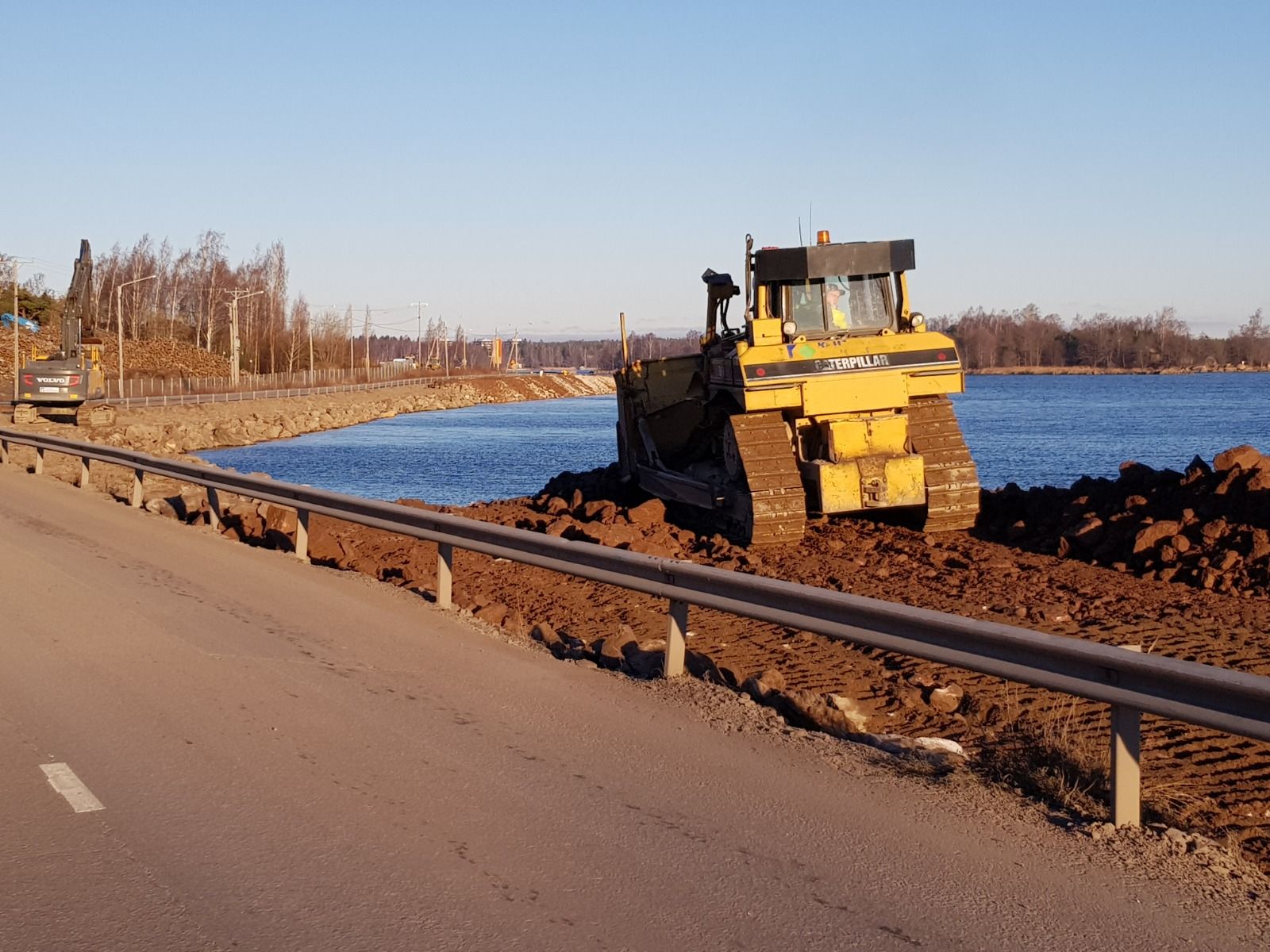 Vaativa infran rakentaminen ja tonttien esirakentaminen Kymenlaakson alueella