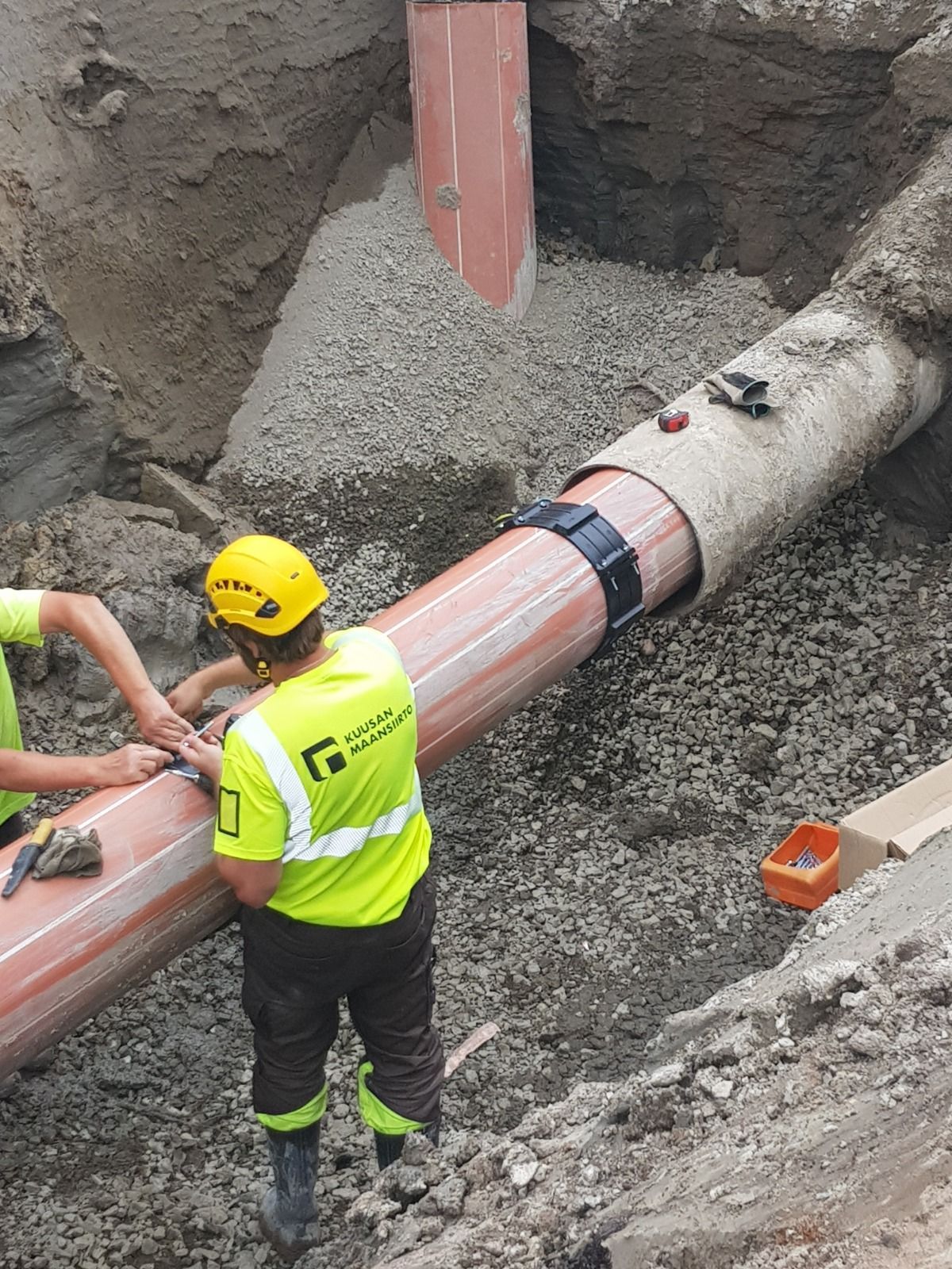 Monipuoliset maanrakennuspalvelut ja kaivuutyöt Kymenlaakso Kuusan Maansiirto Oy