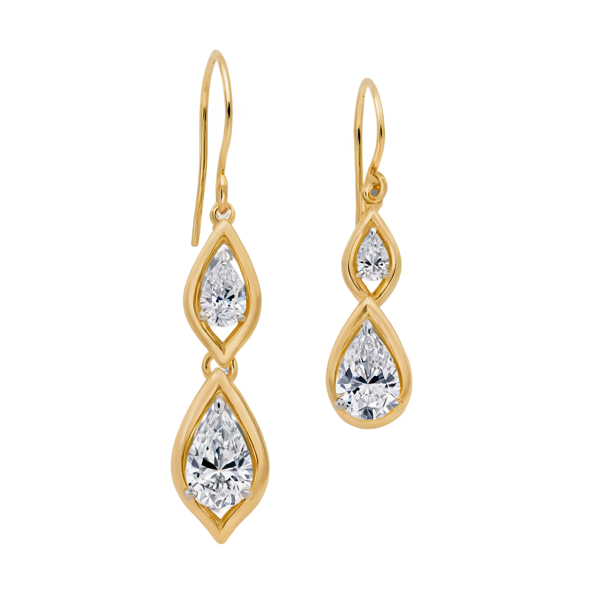 Deux boucles d'oreilles en or avec des diamants