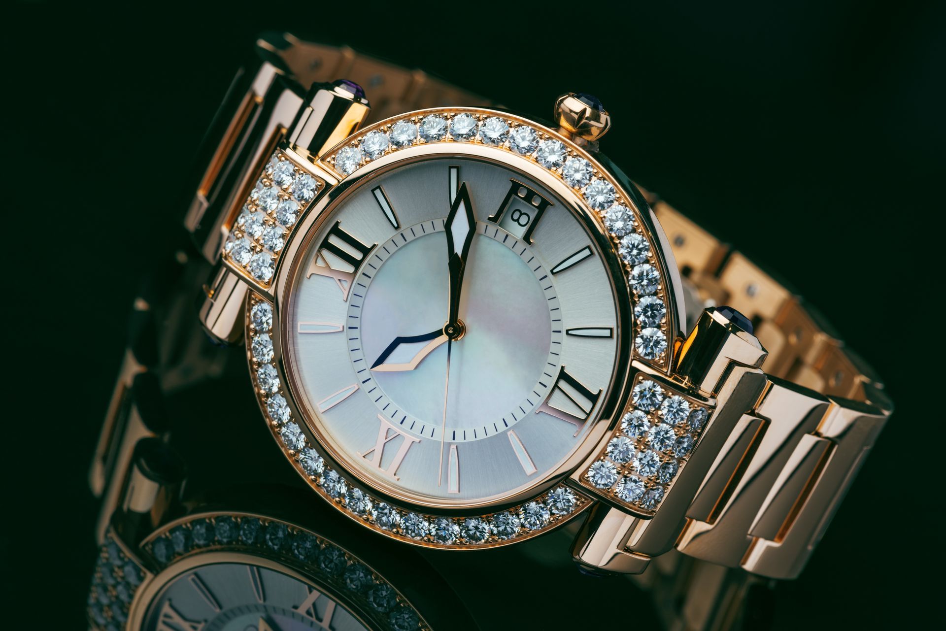 Montre sertie de diamants