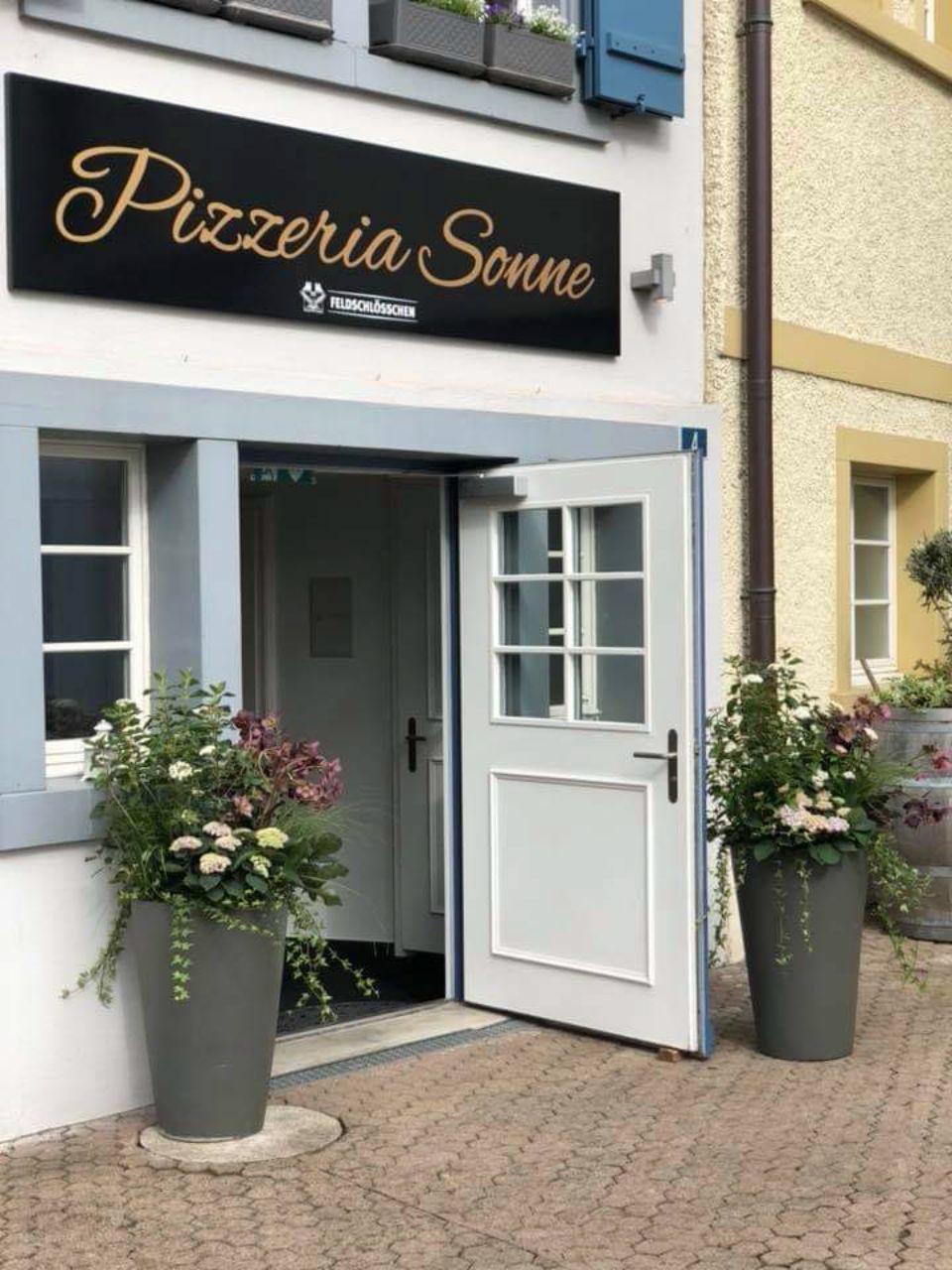 Eingang, Restaurant Pizzeria Sonne