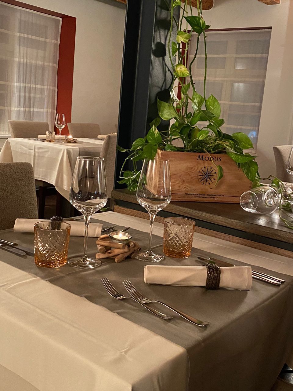 Dinnertisch, Restaurant Pizzeria Sonne