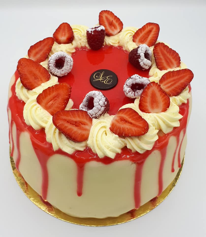 Petit gâteau aux fruits rouges