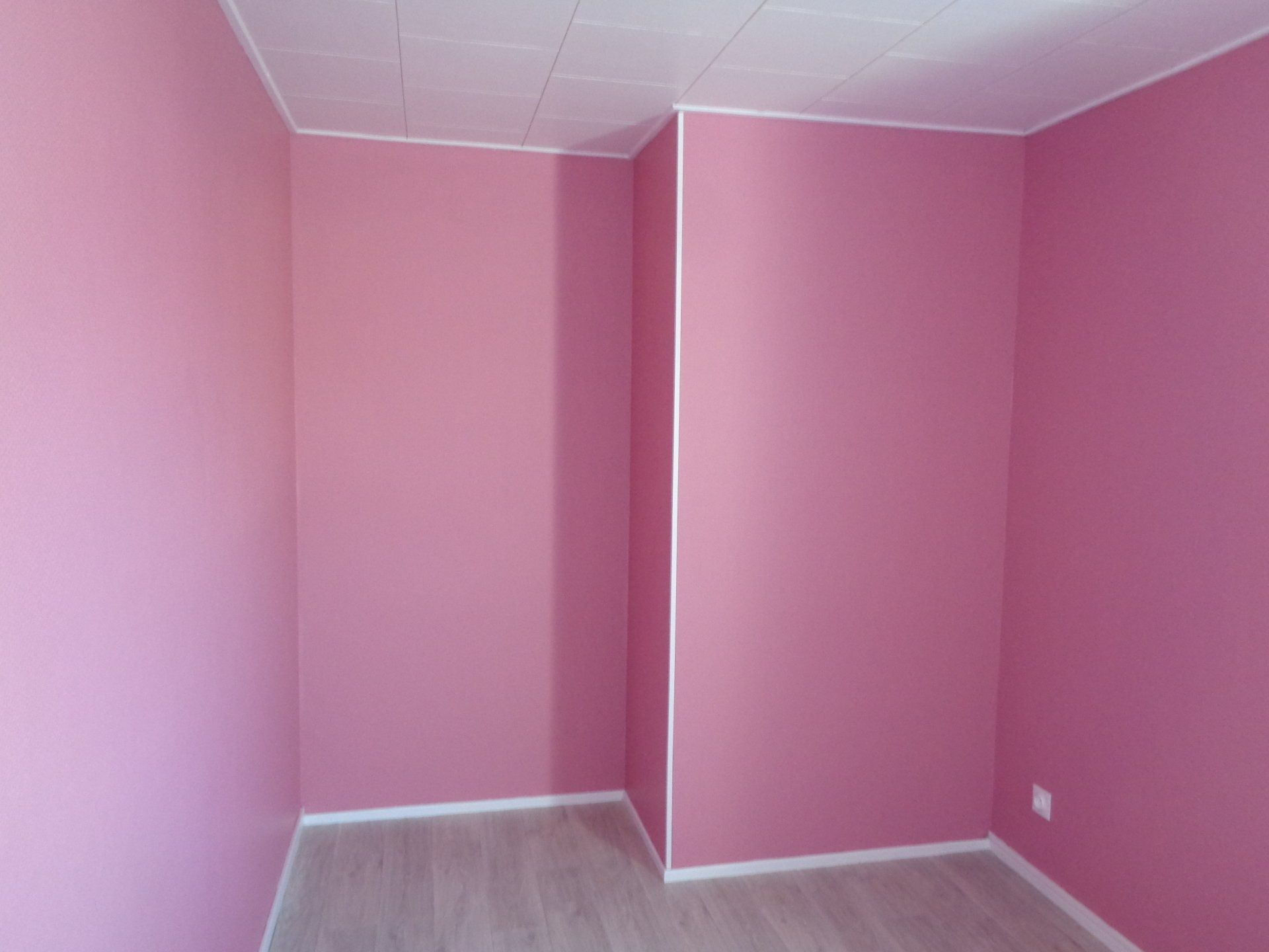 Finition de peinture intérieure